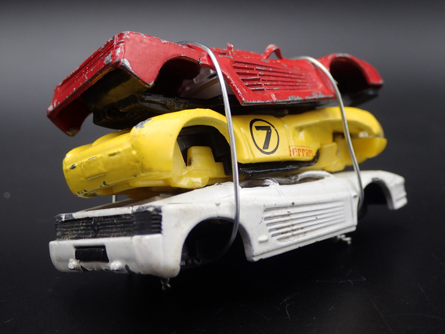 FERRARI/LAMBO 3 CARS CRUSHED ON A FLATBED TRAILER 1:64 SCALE DIECAST MODEL CAR