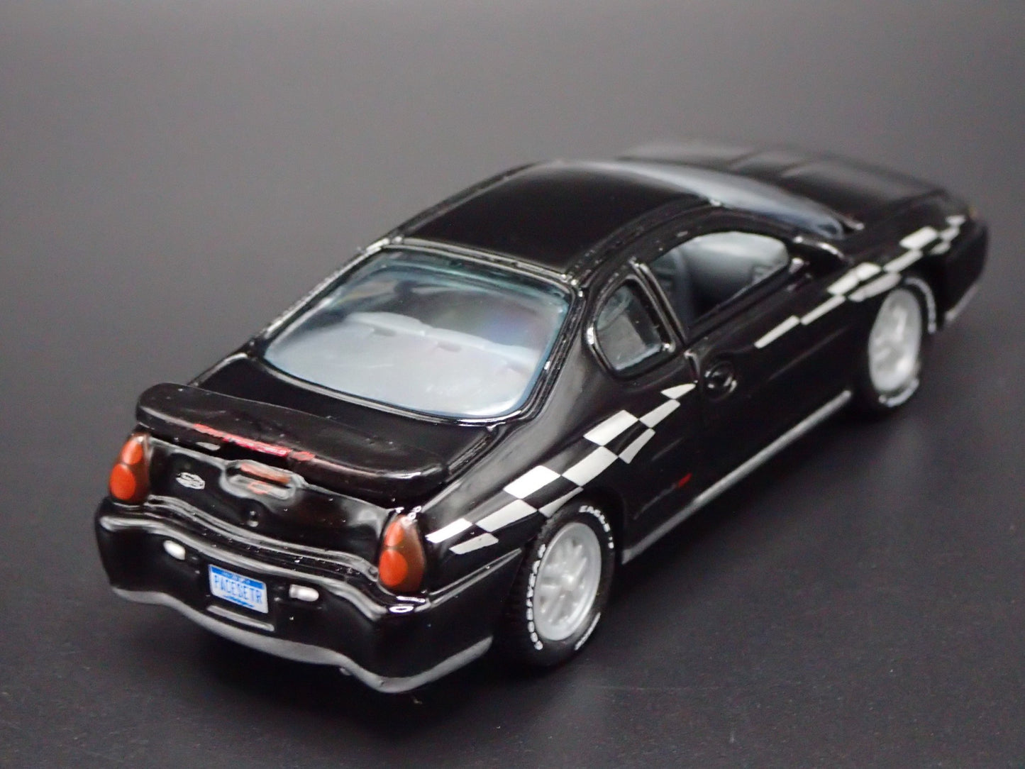2000 CHEVY CHEVROLET MONTE CARLO SS BLACK 1:64 SCALE DIORAMA DIECAST MODEL CAR