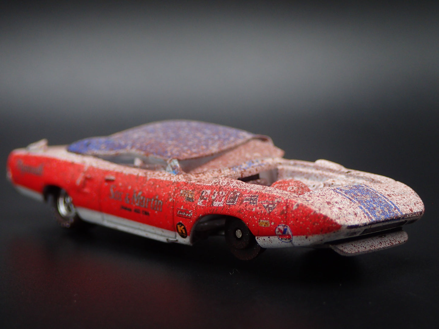 1970 70 PLYMOUTH SUPERBIRD SUPER STOCK SOX & MARTIN 1:64 SCALE DIECAST MODEL CAR