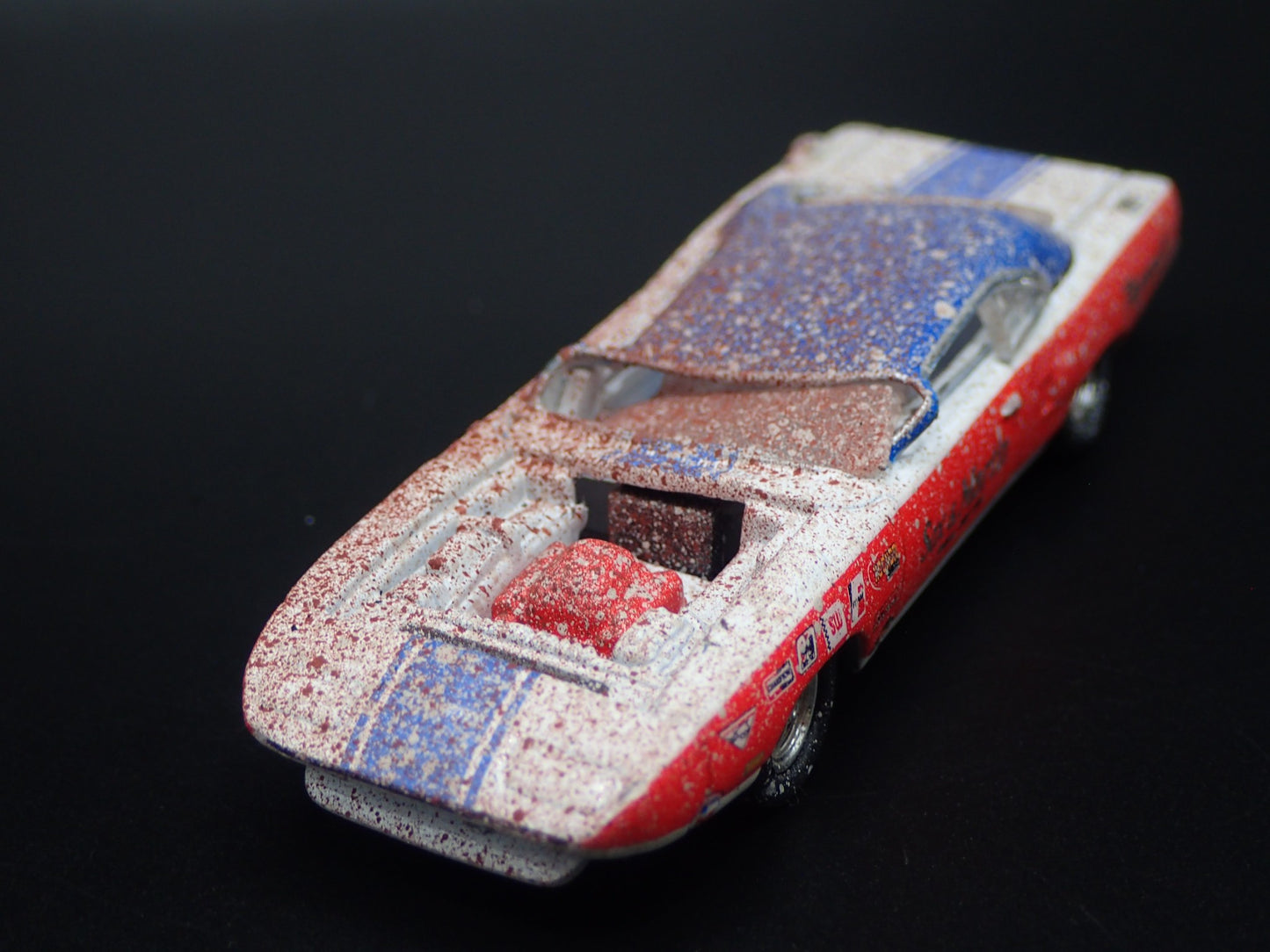 1970 70 PLYMOUTH SUPERBIRD SUPER STOCK SOX & MARTIN 1:64 SCALE DIECAST MODEL CAR