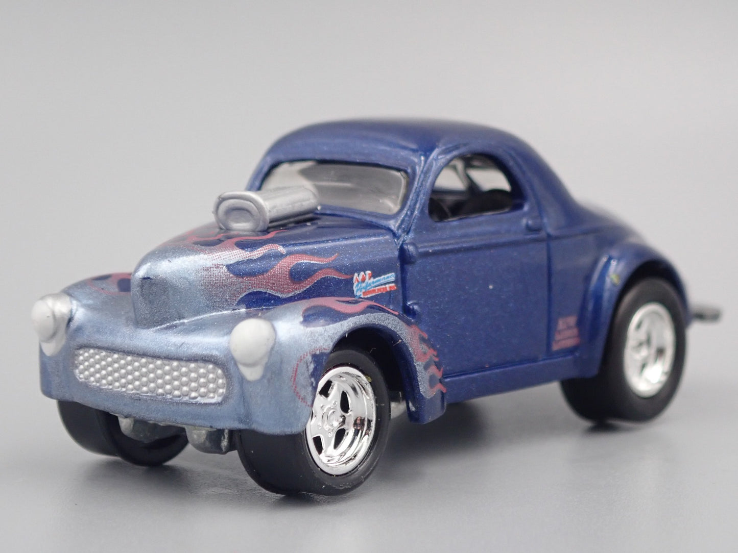 1941 41 WILLYS COUPE GASSER 1:64 SCALE LIMITED COLLECTIBLE DIECAST MODEL CAR
