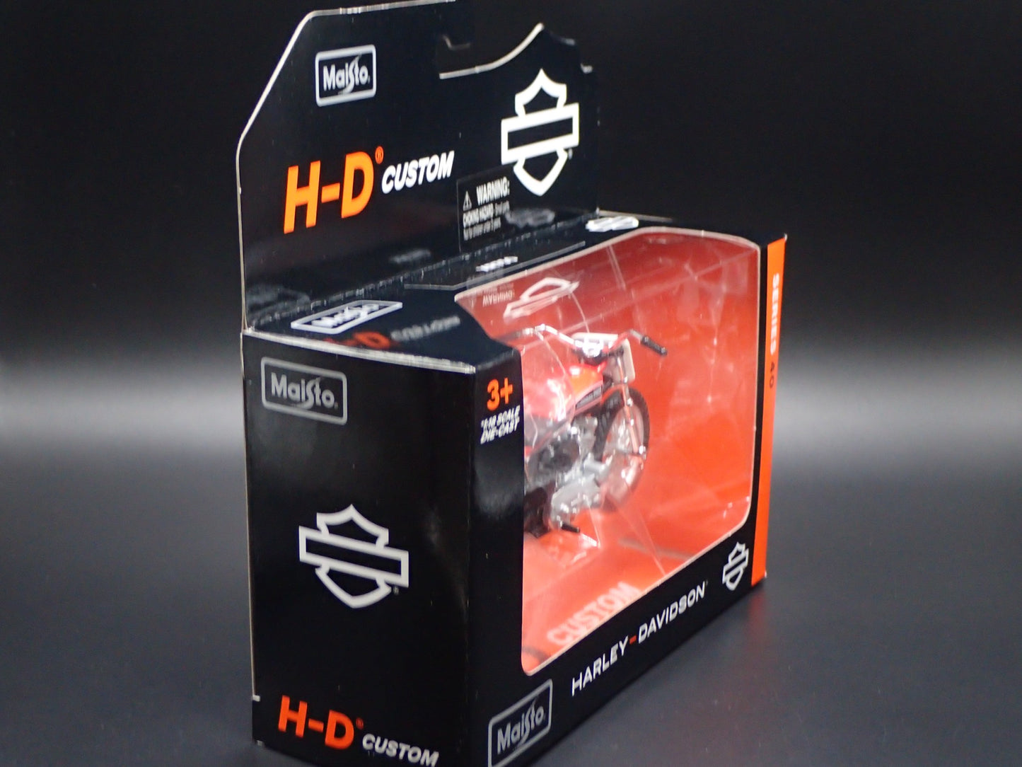 1972 72 XR750 RACING BIKE HARLEY DAVIDSON MAISTO SERIES 40 1/18 MOTORCYCLE MODEL