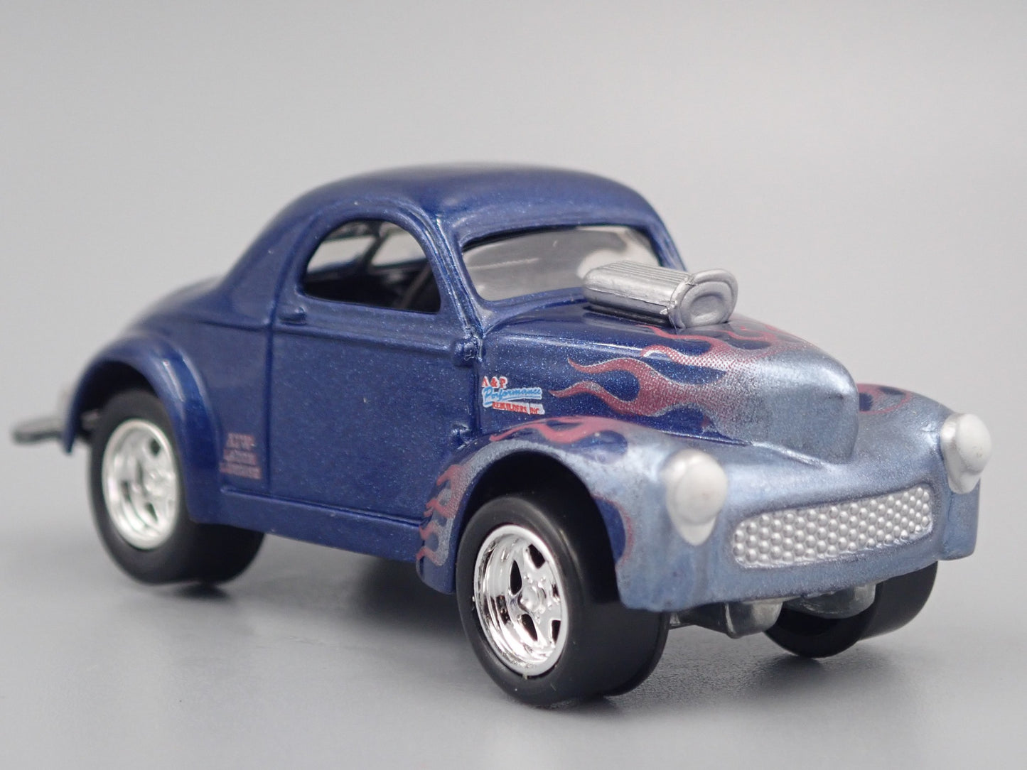 1941 41 WILLYS COUPE GASSER 1:64 SCALE LIMITED COLLECTIBLE DIECAST MODEL CAR