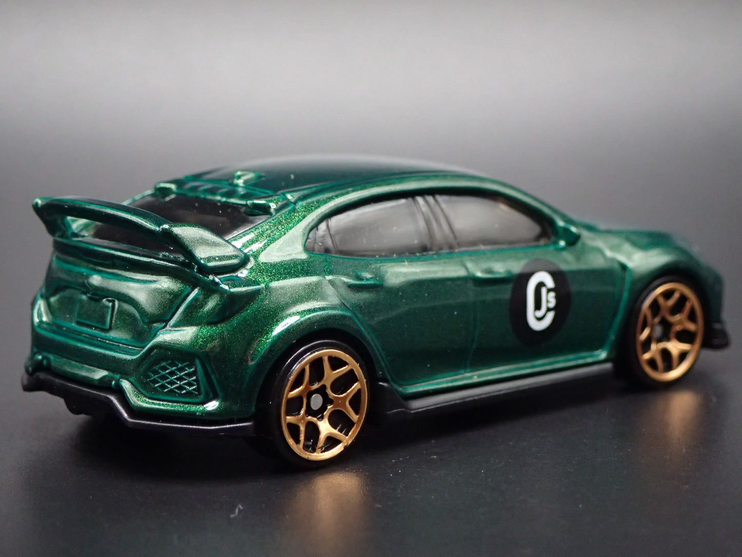 2017-2019 HONDA CIVIC TYPE R 4 FOUR DOOR 1:64 SCALE DIORAMA DIECAST MODEL CAR