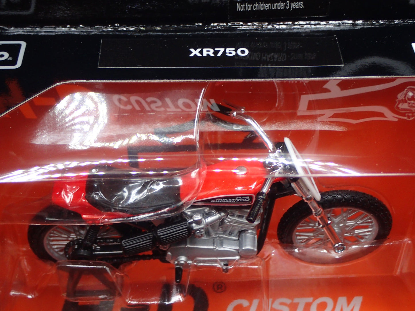 1972 72 XR750 RACING BIKE HARLEY DAVIDSON MAISTO SERIES 40 1/18 MOTORCYCLE MODEL