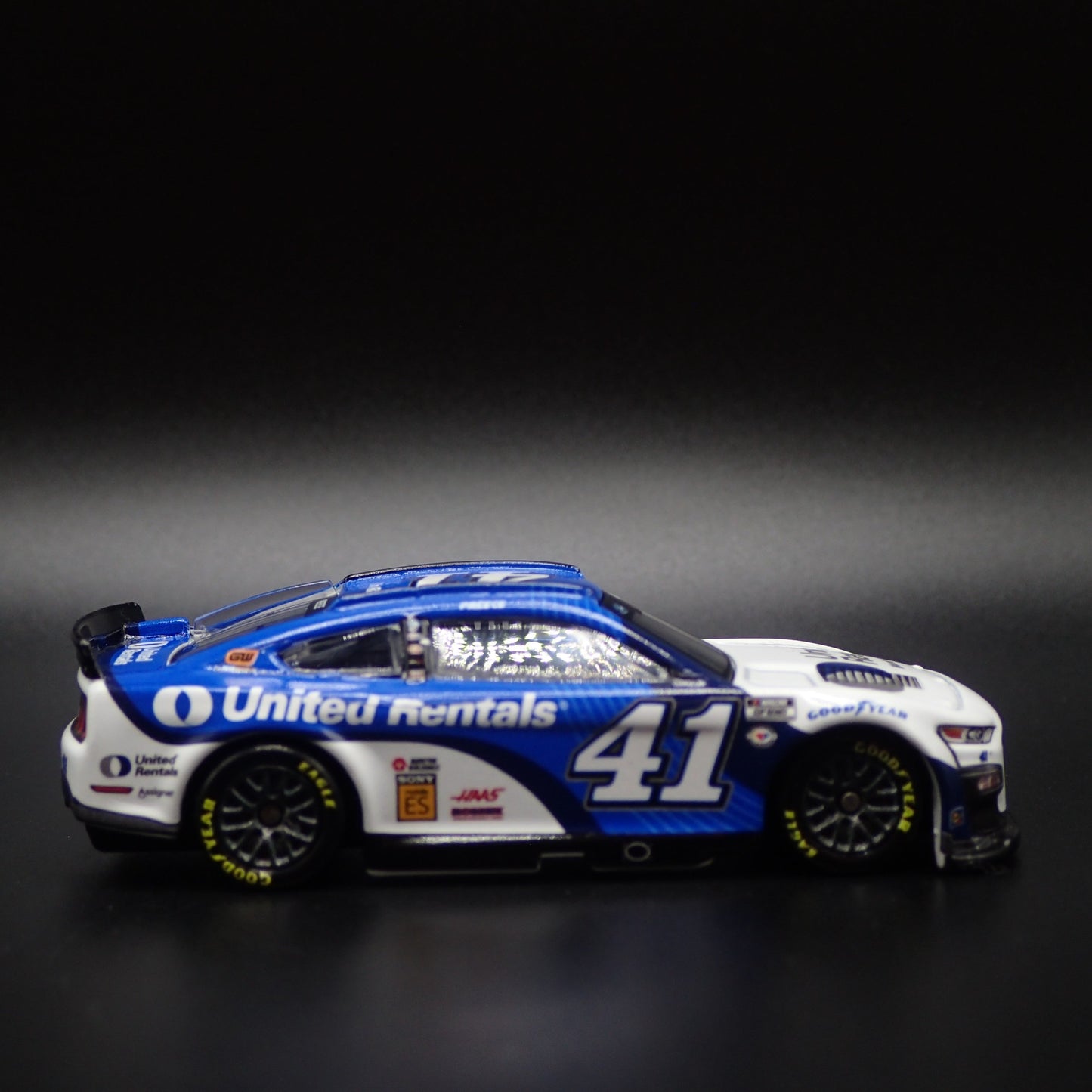 2023 23 FORD MUSTANG 41 RYAN PREECE UNITED RENTALS NASCAR 1:64 DIECAST MODEL CAR