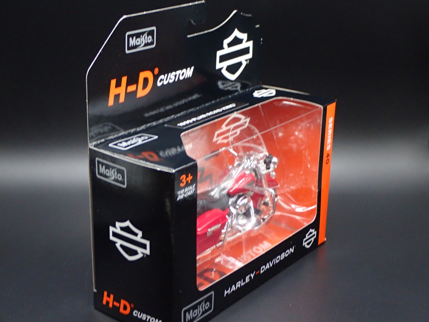 1999 99 FLHR ROAD KING HARLEY DAVIDSON MOTORCYCLE MAISTO SERIES 40 1:18 MODEL