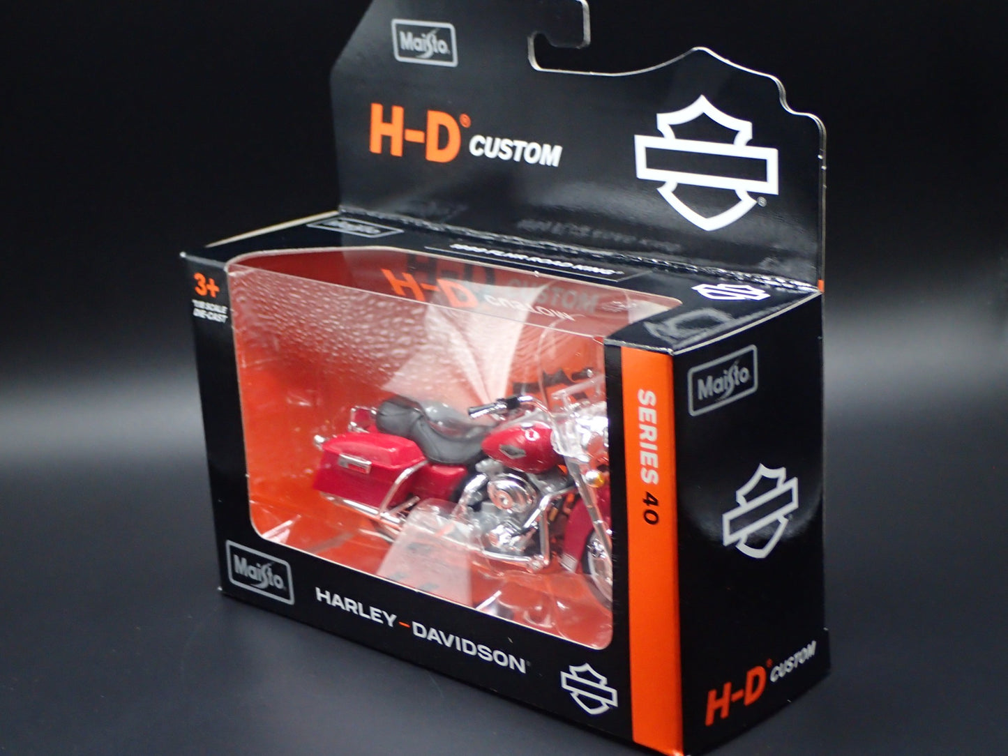 1999 99 FLHR ROAD KING HARLEY DAVIDSON MOTORCYCLE MAISTO SERIES 40 1:18 MODEL