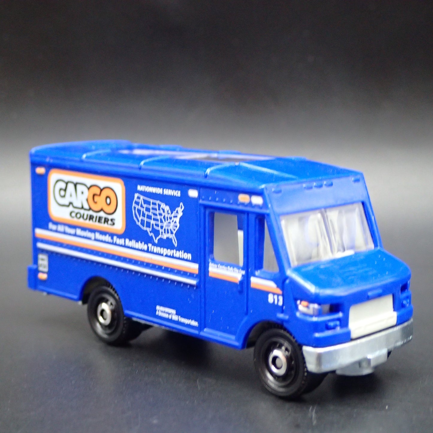 STEP VAN BOX CARGO COURIERS DELIVERY 1:64 MB SCALE DIORAMA DIECAST MODEL CAR