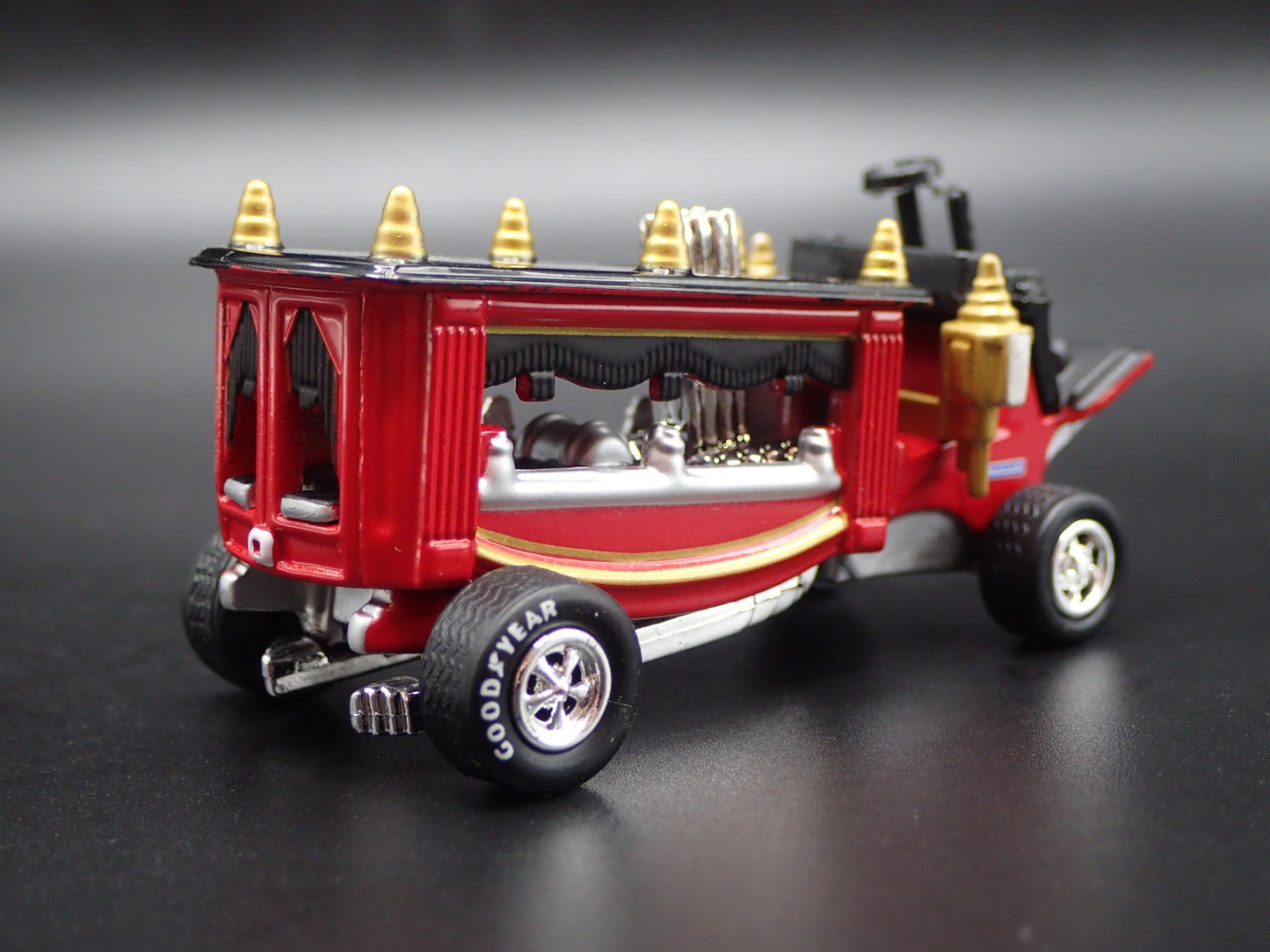 RAY FARHNER BOOTHILL EXPRESS CUSTOM CAR 1:64 SCALE DIORAMA DIECAST MODEL CAR