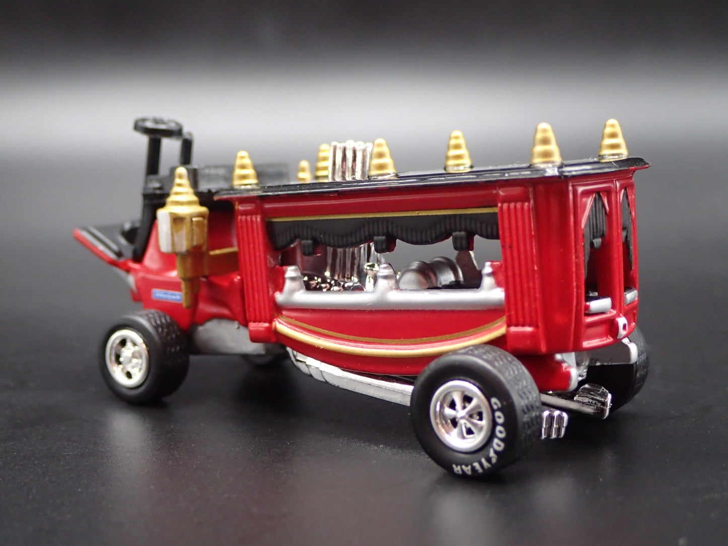 RAY FARHNER BOOTHILL EXPRESS CUSTOM CAR 1:64 SCALE DIORAMA DIECAST MODEL CAR
