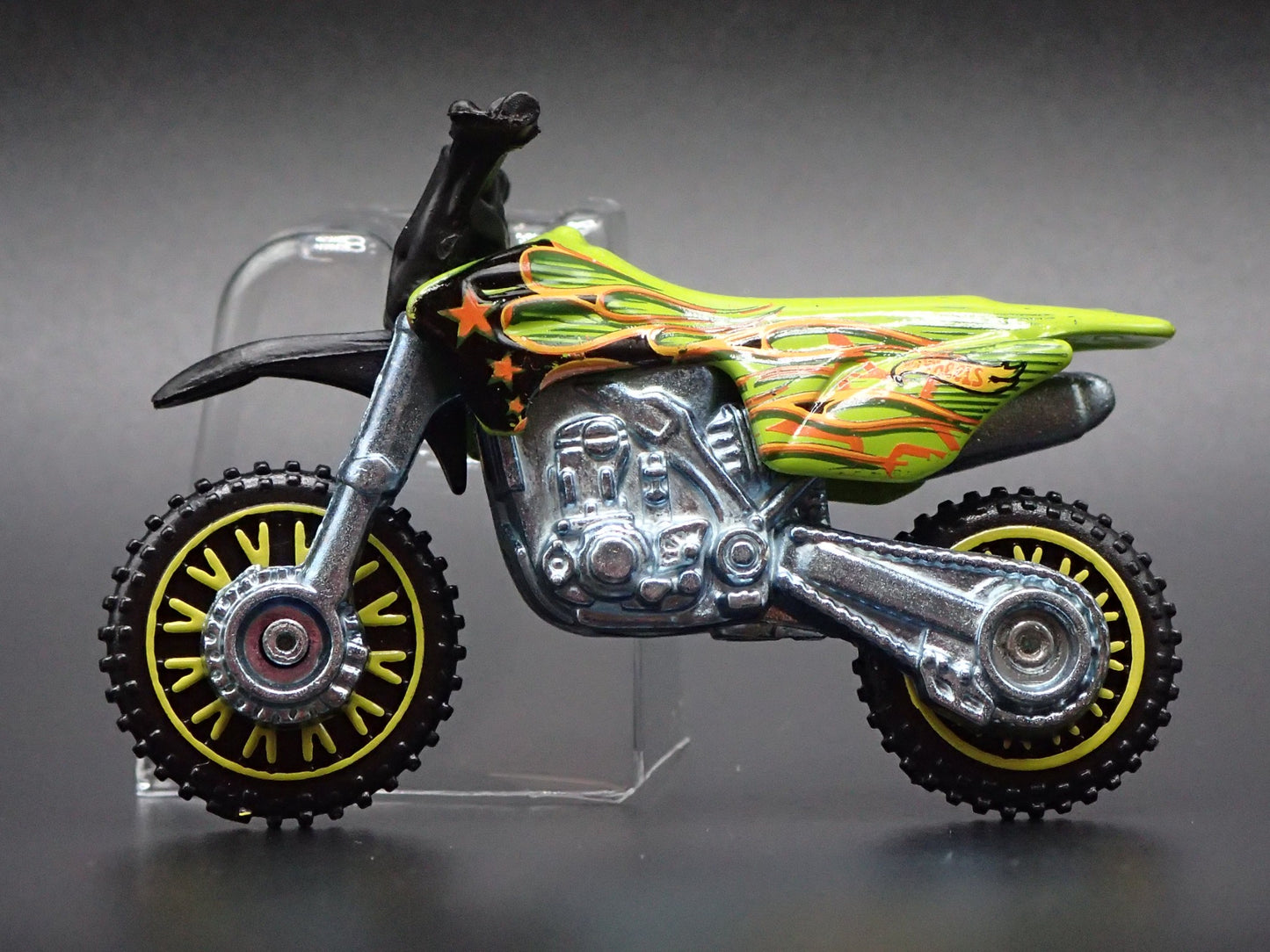 DIRT BIKE HW450F MOTORCYCLE HOT WHEELS 1:64 HW SCALE DIORAMA DIECAST MODEL CAR