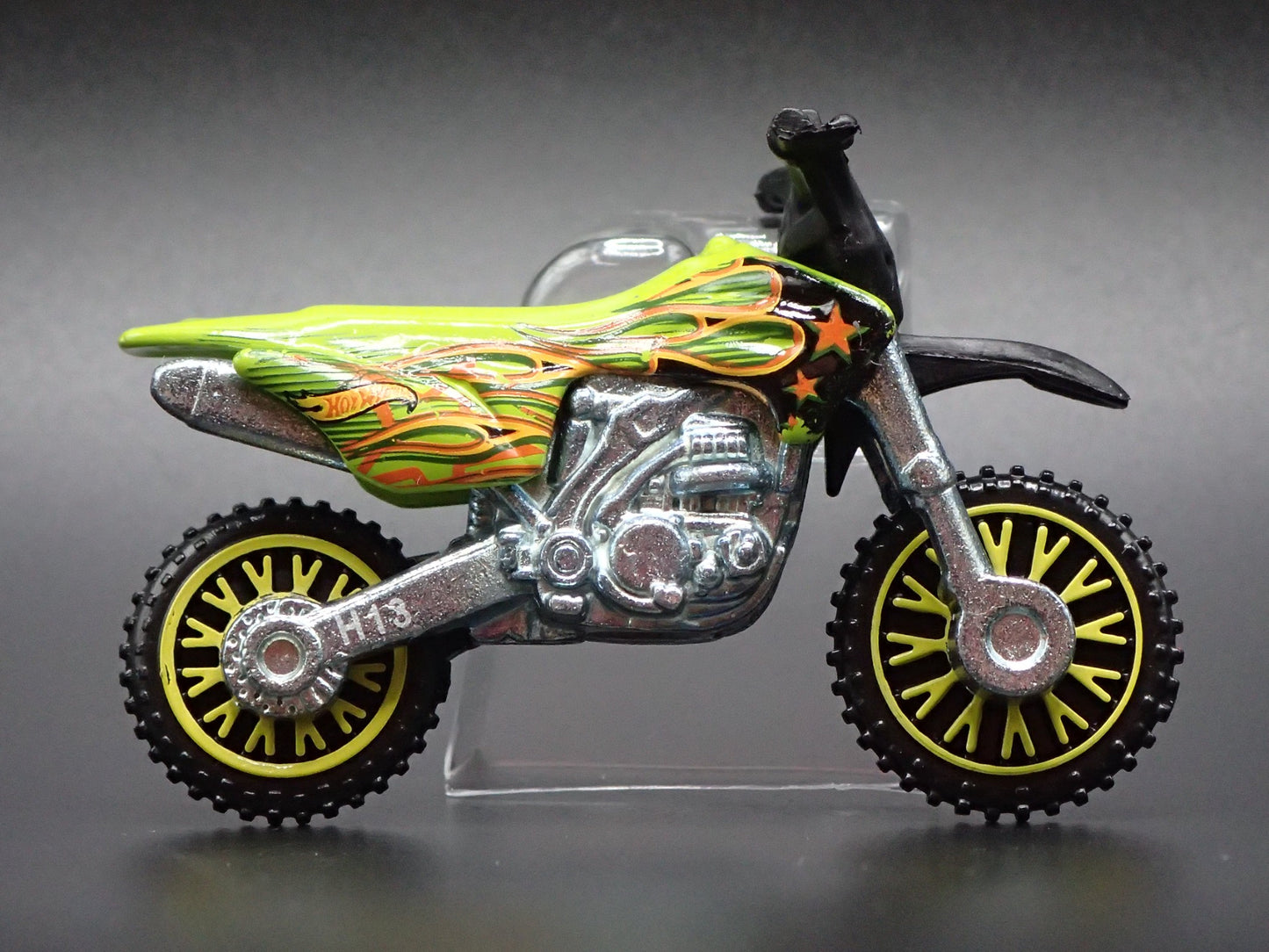 DIRT BIKE HW450F MOTORCYCLE HOT WHEELS 1:64 HW SCALE DIORAMA DIECAST MODEL CAR