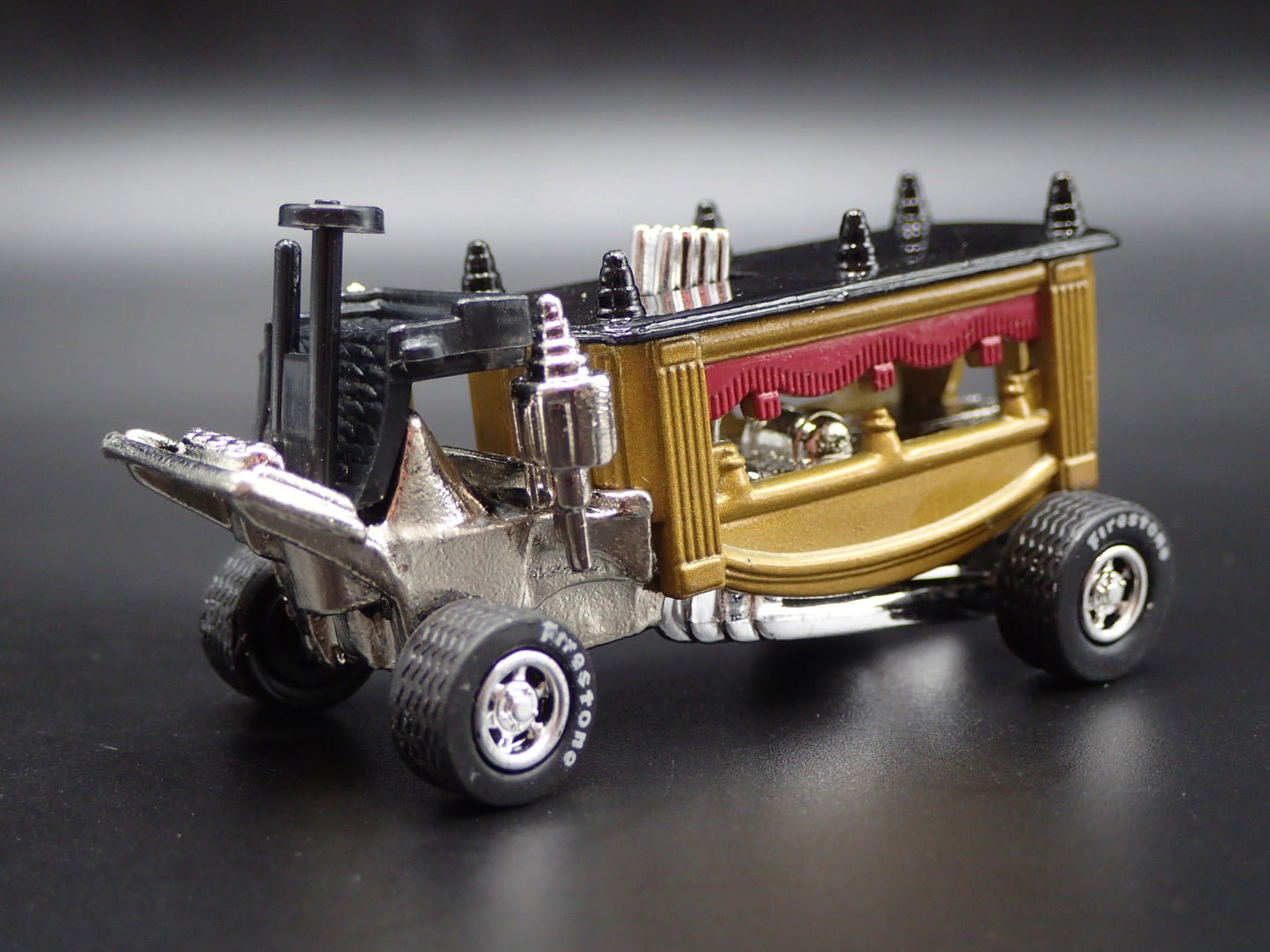 RAY FARHNER BOOTHILL EXPRESS CUSTOM CAR 1:64 SCALE DIORAMA DIECAST MODEL CAR
