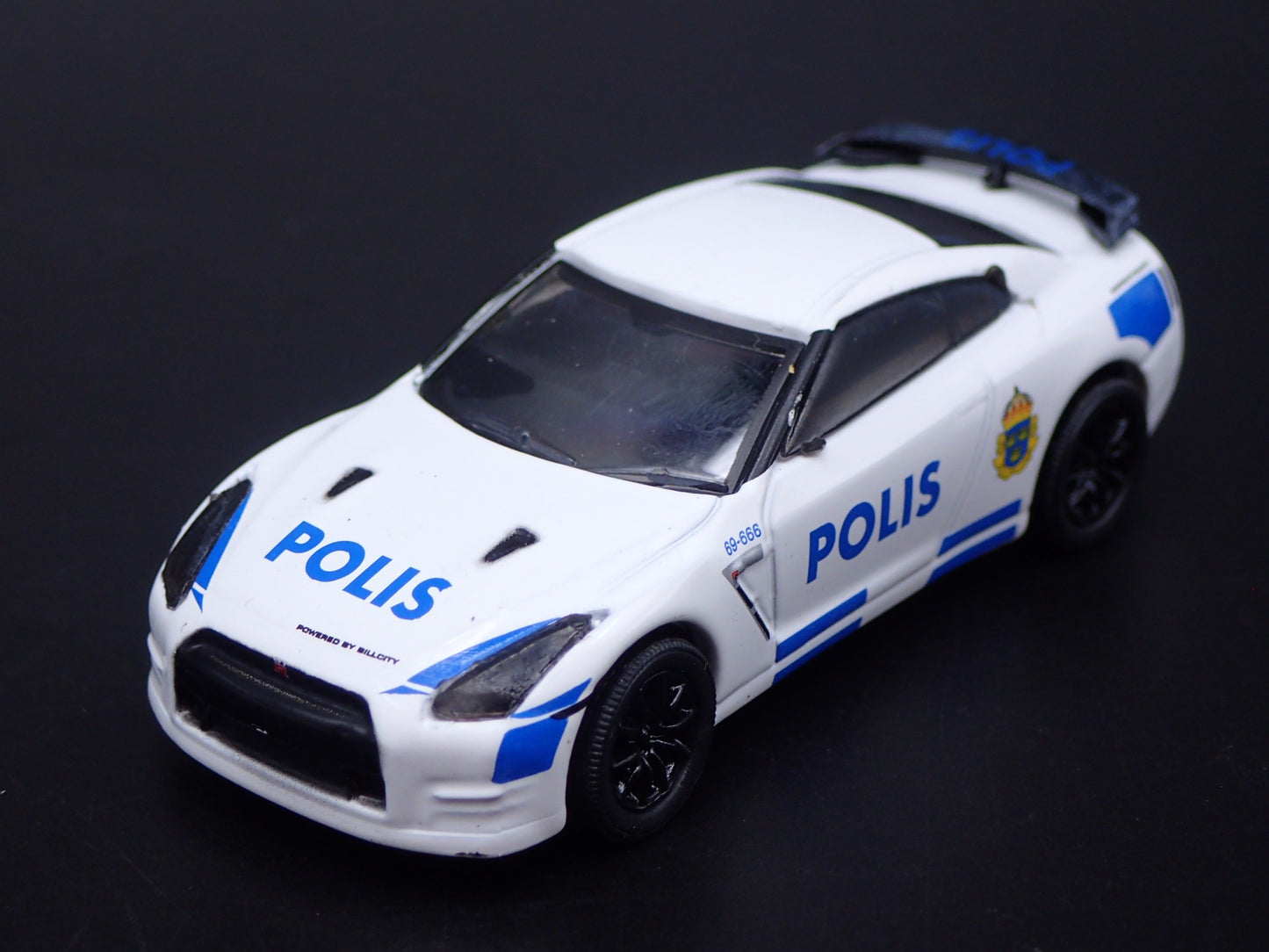 2014 NISSAN SKYLINE GTR R35 STOCKHOLM SWEDEN POLICE 1:64 SCALE DIECAST MODEL CAR