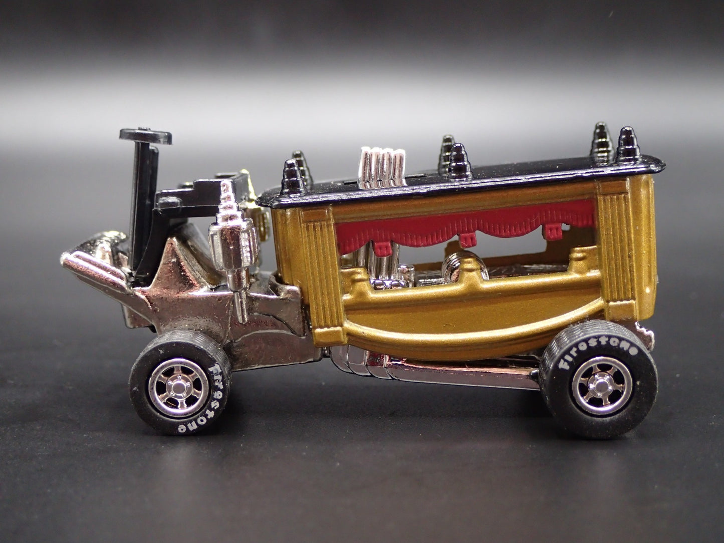 RAY FARHNER BOOTHILL EXPRESS CUSTOM CAR 1:64 SCALE DIORAMA DIECAST MODEL CAR