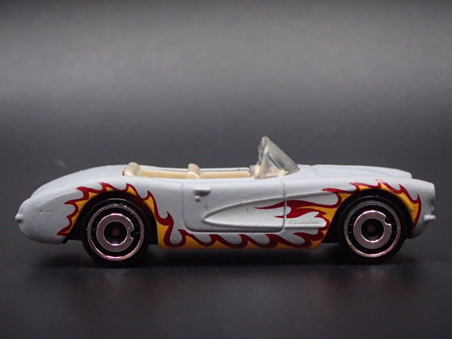 1956 56 CHEVY CHEVROLET CORVETTE BARBIE 1:64 SCALE COLLECTIBLE DIECAST MODEL CAR