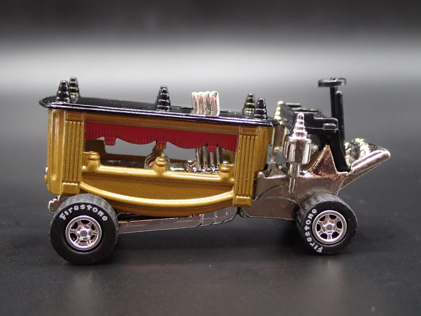 RAY FARHNER BOOTHILL EXPRESS CUSTOM CAR 1:64 SCALE DIORAMA DIECAST MODEL CAR