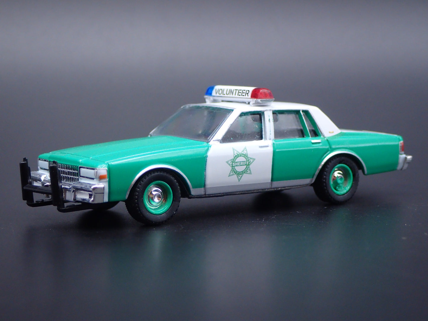1989 89 CHEVY CHEVROLET CAPRICE SAN DIEGO CA POLICE 1/64 SCALE DIECAST MODEL CAR