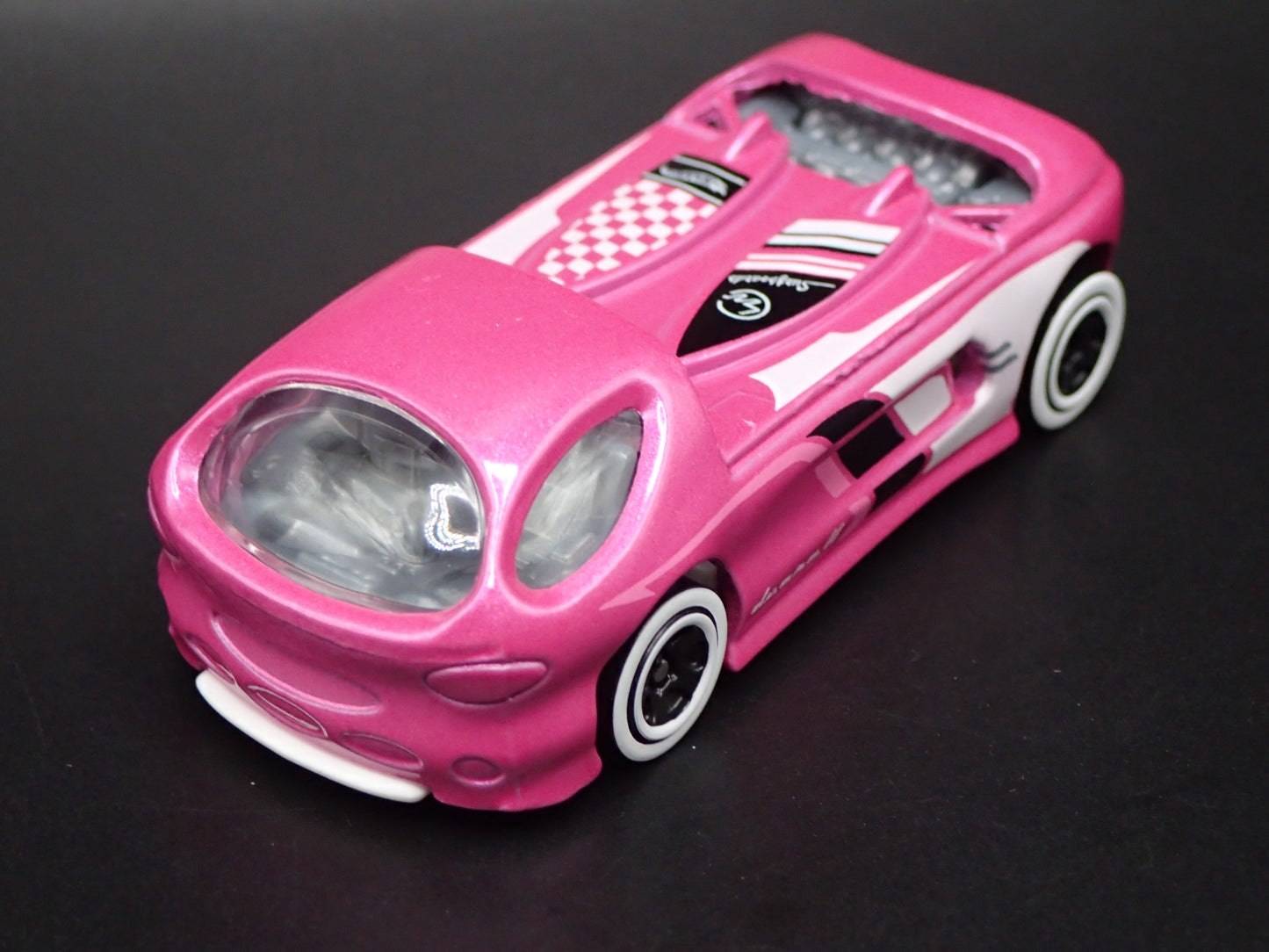 DEORA II 2 CUSTOM PICKUP TRUCK 1/64 SCALE COLLECTIBLE DIORAMA DIECAST MODEL CAR