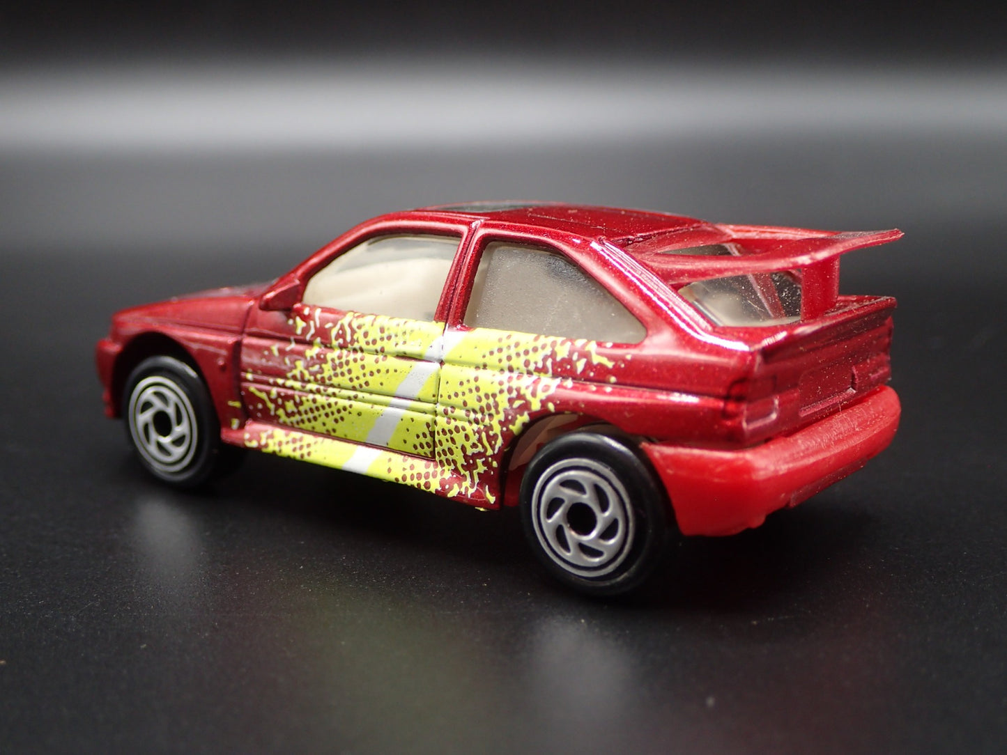 FORD ESCORT COSWORTH RED RARE 1:64 SCALE COLLECTIBLE DIORAMA DIECAST MODEL CAR