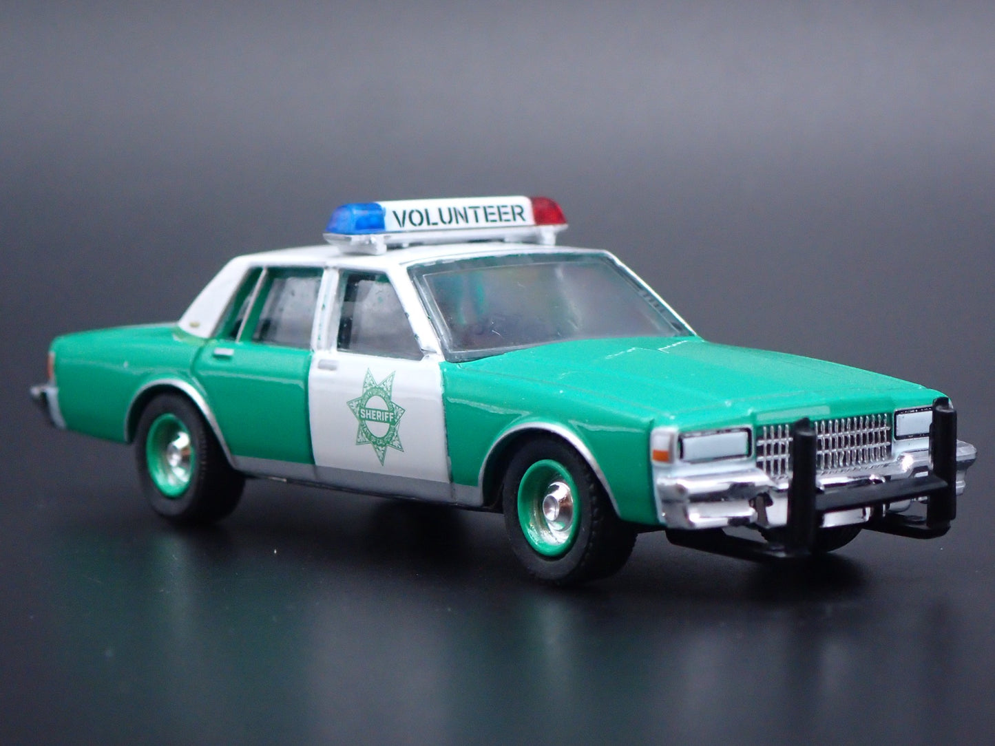1989 89 CHEVY CHEVROLET CAPRICE SAN DIEGO CA POLICE 1/64 SCALE DIECAST MODEL CAR