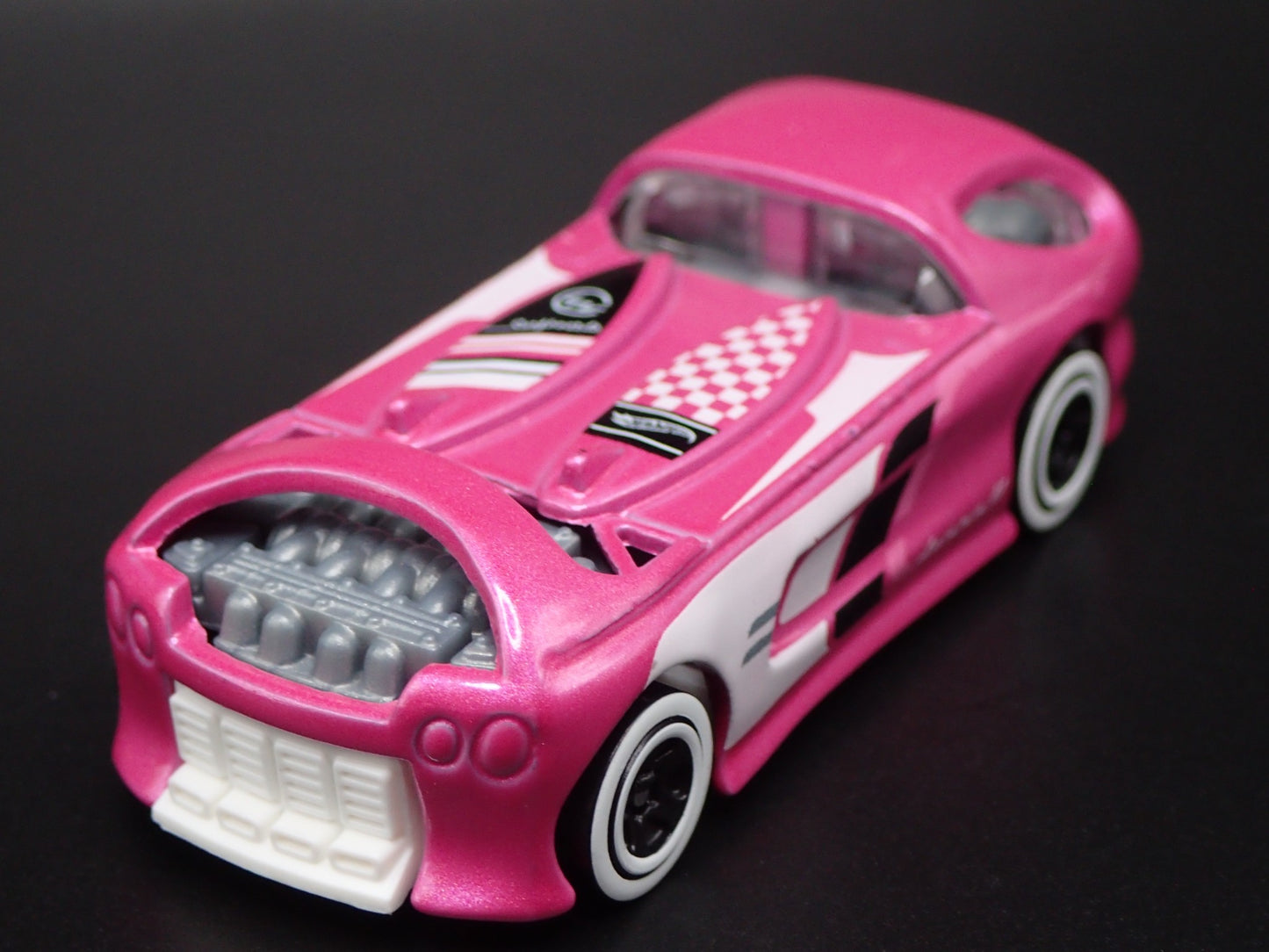 DEORA II 2 CUSTOM PICKUP TRUCK 1/64 SCALE COLLECTIBLE DIORAMA DIECAST MODEL CAR