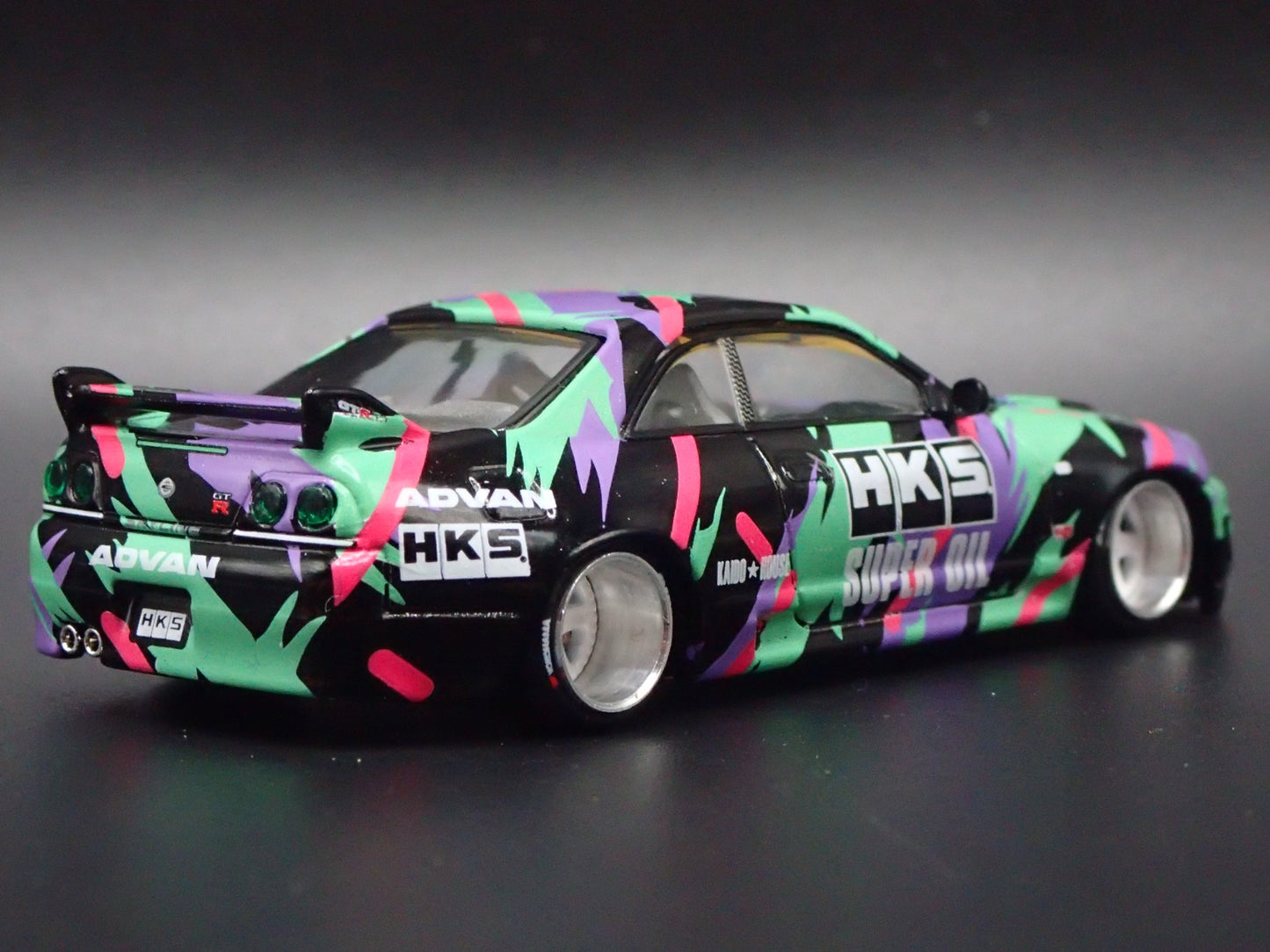 1993-1998 NISSAN SKYLINE GTR R33 HKS V1 KAIDO HOUSE 1:64 SCALE DIECAST MODEL CAR