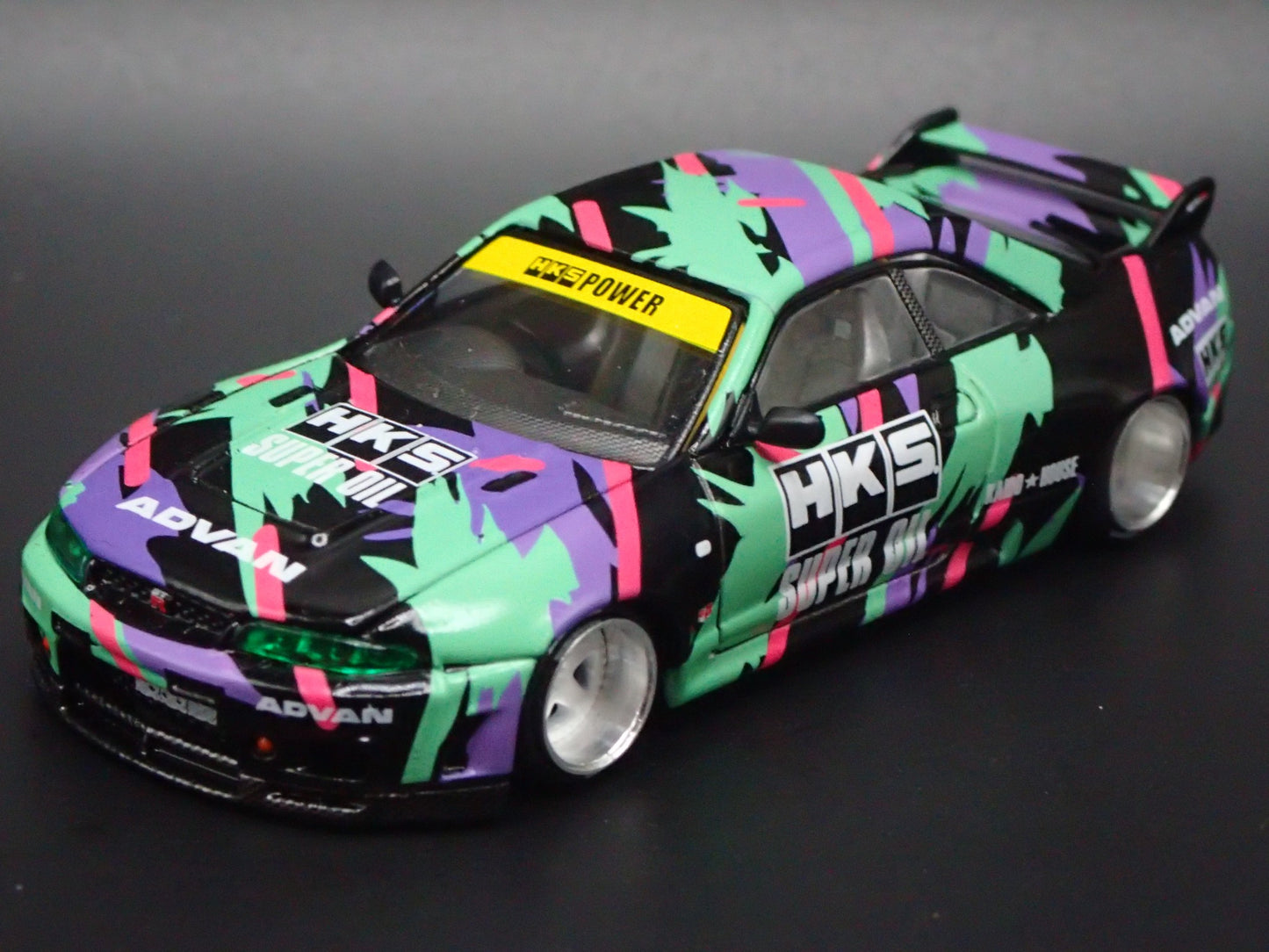 1993-1998 NISSAN SKYLINE GTR R33 HKS V1 KAIDO HOUSE 1:64 SCALE DIECAST MODEL CAR