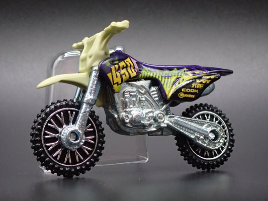 DIRT BIKE HW450F MOTORCYCLE HOT WHEELS 1:64 HW SCALE DIORAMA DIECAST MODEL CAR