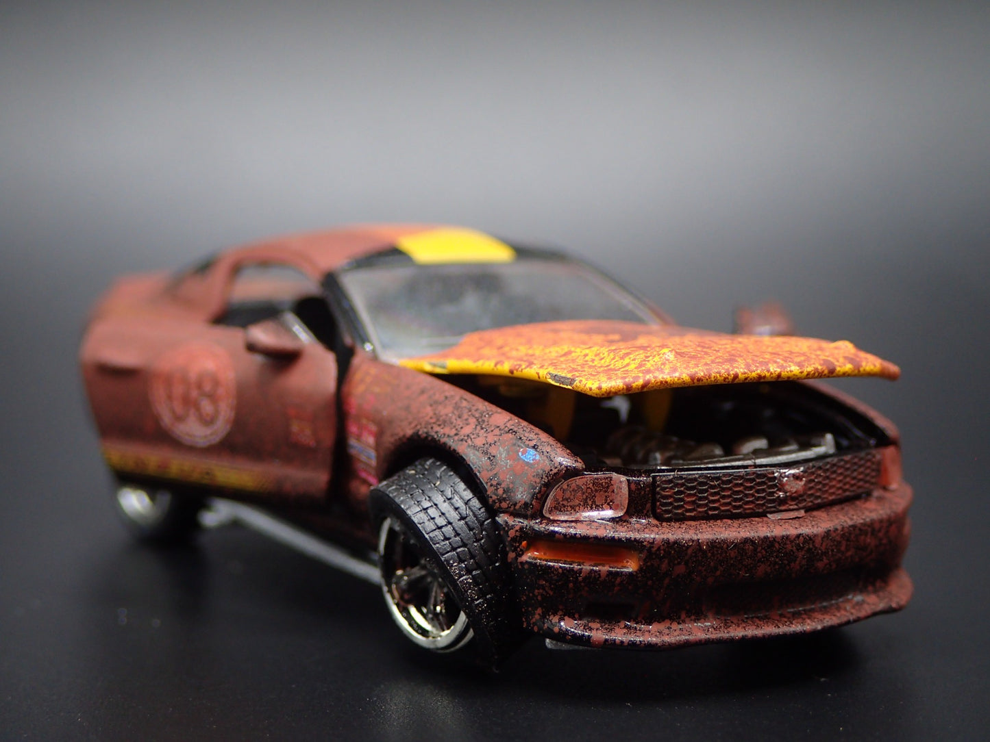 2008 FORD MUSTANG SHELBY TERLINGUA RACING 1:64 SCALE DIORAMA DIECAST MODEL CAR