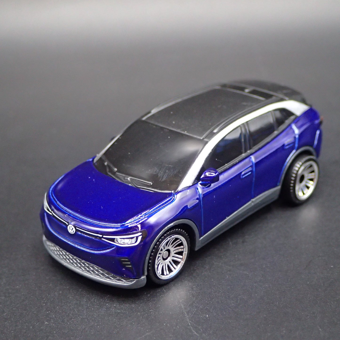 2020-2025 VW VOLKSWAGEN ID 4 ID4 ELECTRIC CAR BLUE 1:64 SCALE DIECAST MODEL CAR