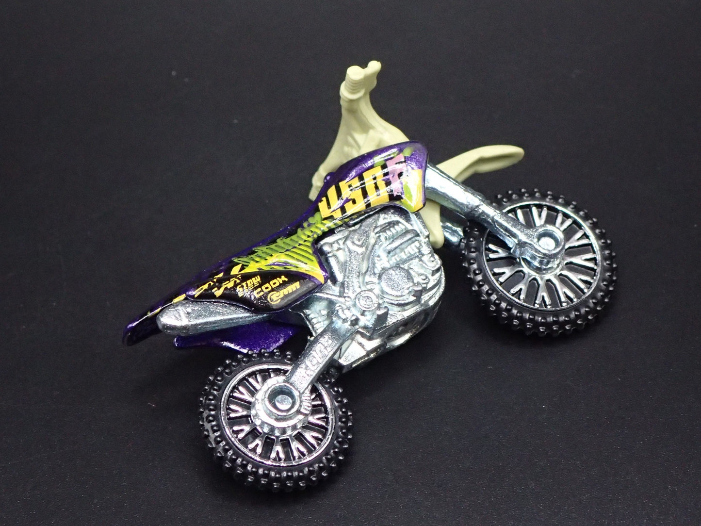 DIRT BIKE HW450F MOTORCYCLE HOT WHEELS 1:64 HW SCALE DIORAMA DIECAST MODEL CAR
