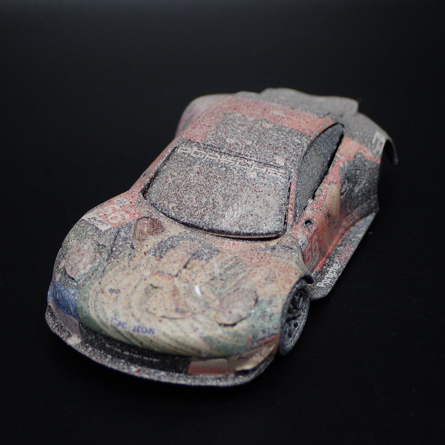 PORSCHE 911 RSR NO 56  24H LEMANS 2019 RACE WRECKED 1:64 SCALE DIECAST MODEL CAR