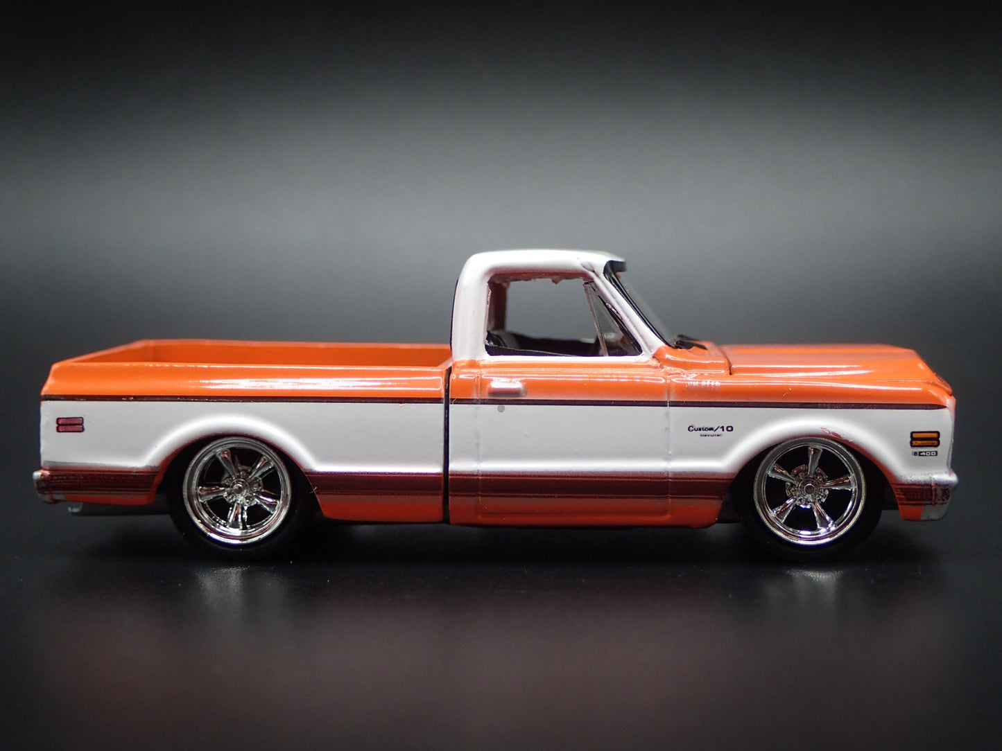 1972 72 CHEVY CHEVROLET C10 PICKUP TRUCK SHORT BED 1/64 SCALE DIECAST MODEL CAR