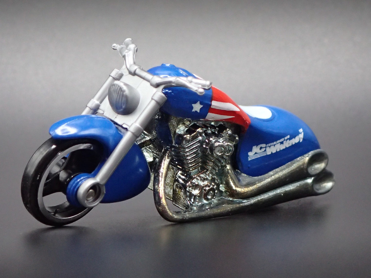 SCORCHIN SCOOTER MOTORCYCLE JCWHITNEY HOT WHEELS 1:64 HW SCALE DIECAST MODEL CAR