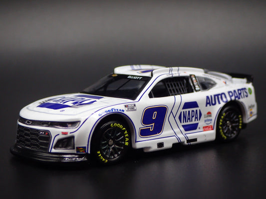 2025 25 CHEVY CAMARO 9 CHASE ELLIOTT NAPA WHITE NASCAR 1:64 DIECAST MODEL CAR
