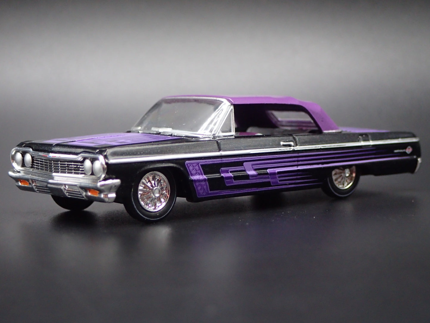 1964 64 CHEVY CHEVROLET IMPALA SS 409 CONVERTIBLE 1:64 SCALE DIECAST MODEL CAR