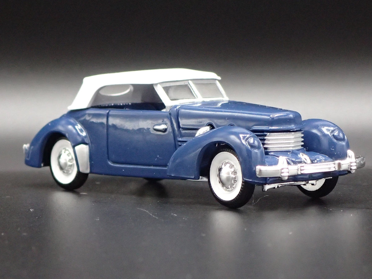 1937 37 CORD PHAETON SEDAN 812 1:64 SCALE COLLECTIBLE DIORAMA DIECAST MODEL CAR