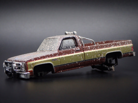 1982 82 GMC K2500 4X4 TRUCK FALL GUY SQUAREBODY 1/64 SCALE DIECAST MODEL CAR