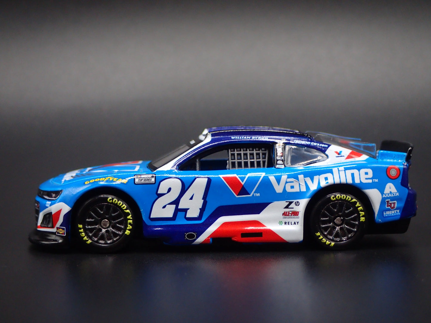 2025 25 CHEVY CAMARO #24 WILLIAM BYRON VALVOLINE NASCAR 1:64 SCALE DIECAST CAR