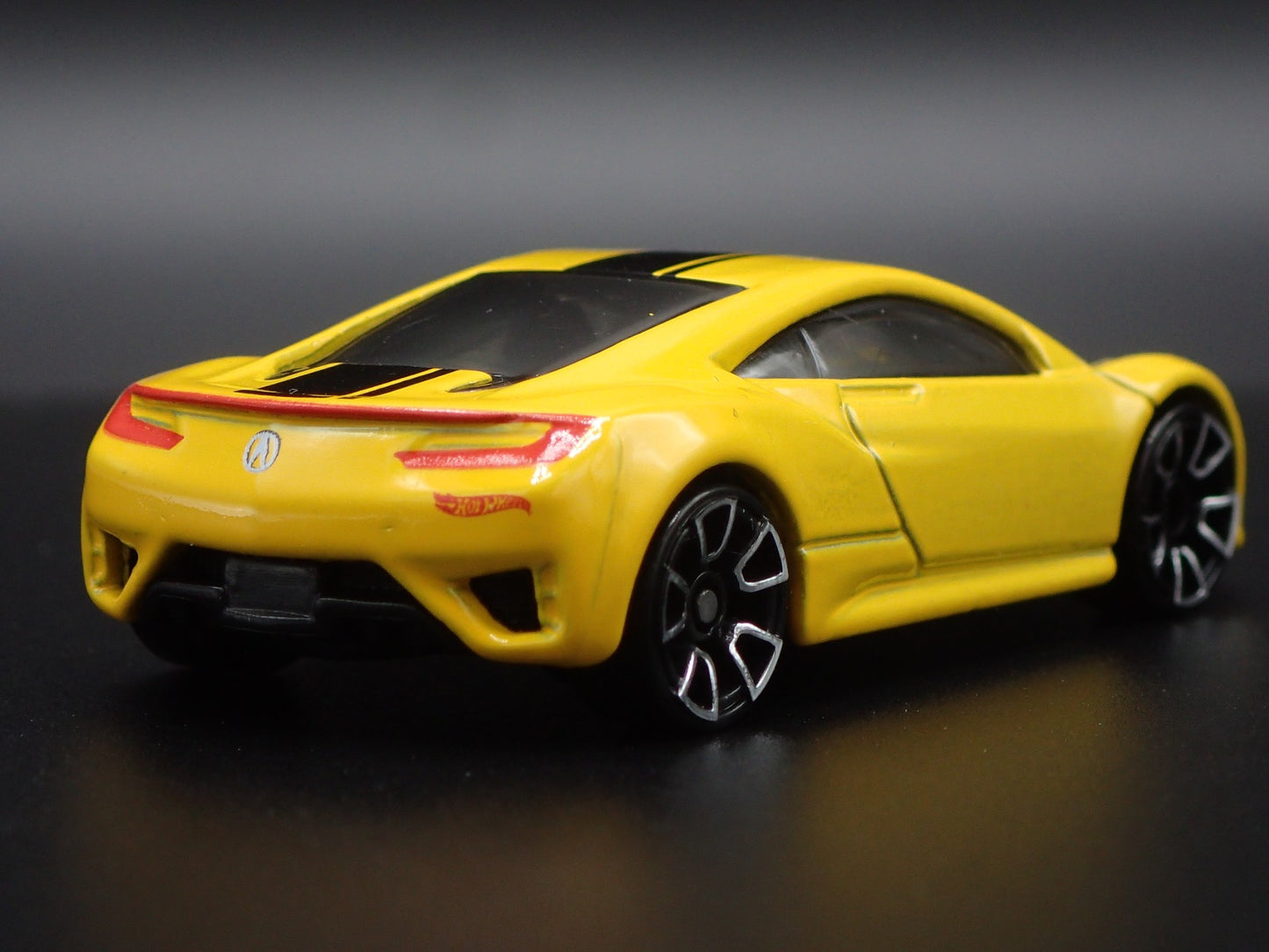 2016-2022 ACURA NSX SUPER CAR 1:64 SCALE COLLECTIBLE DIORAMA DIECAST MODEL CAR