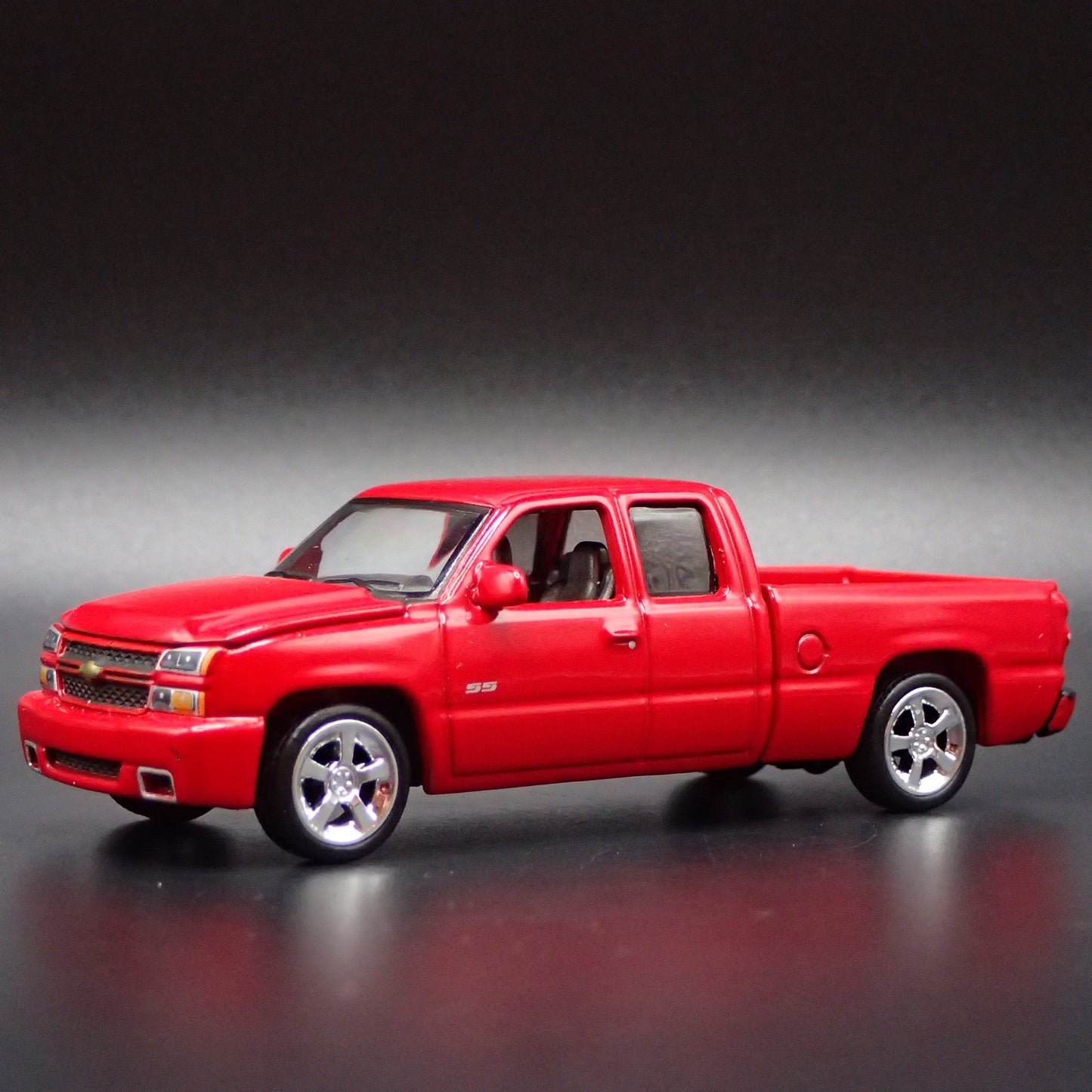 2003-2006 CHEVY CHEVROLET SILVERADO TRUCK SS CATEYE 1:64 SCALE DIECAST MODEL CAR