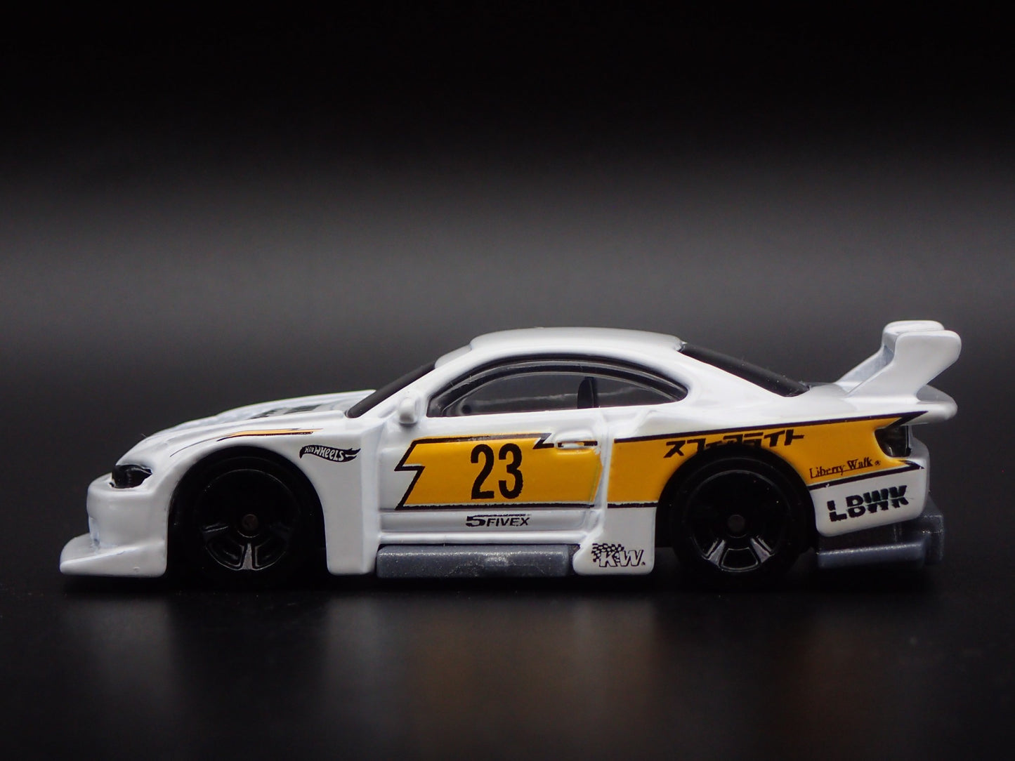 1999-2002 NISSAN SILVIA LB SILHOUTTE S15 1:64 SCALE DIORAMA DIECAST MODEL CAR