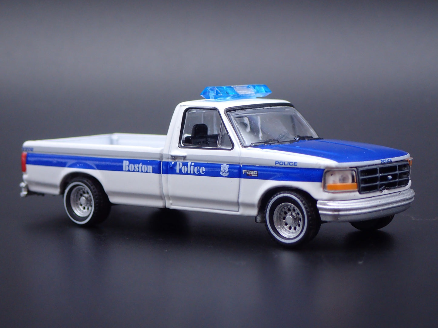1995 95 FORD F250 PICKUP TRUCK BOSTON MA POLICE 1/64 SCALE DIECAST MODEL CAR
