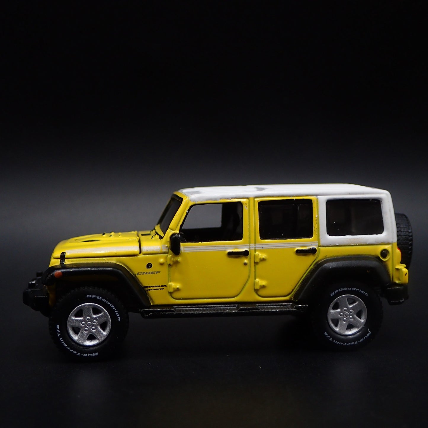 2006 - 2018 JEEP WRANGLER UNLIMITED JK CHIEF FOUR 4 DOOR 1:64 DIECAST MODEL CAR