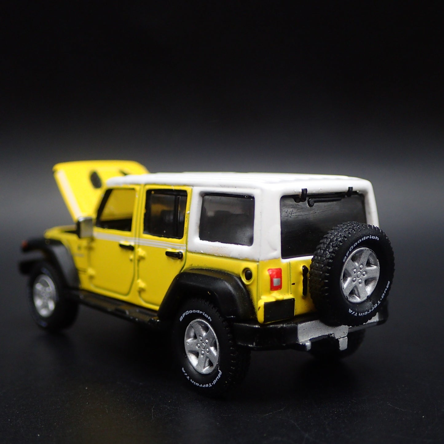 2006 - 2018 JEEP WRANGLER UNLIMITED JK CHIEF FOUR 4 DOOR 1:64 DIECAST MODEL CAR