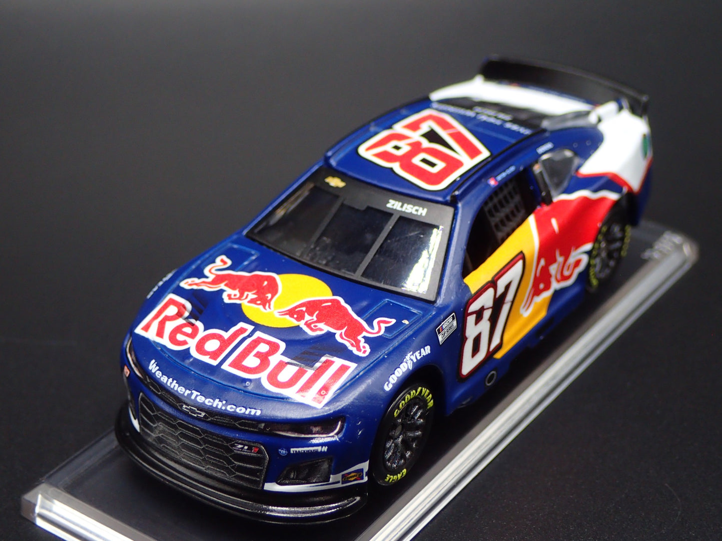 2025 25 CHEVROLET 87 CONNOR ZILISCH RED BULL NASCAR 1:64 SCALE DIECAST MODEL CAR