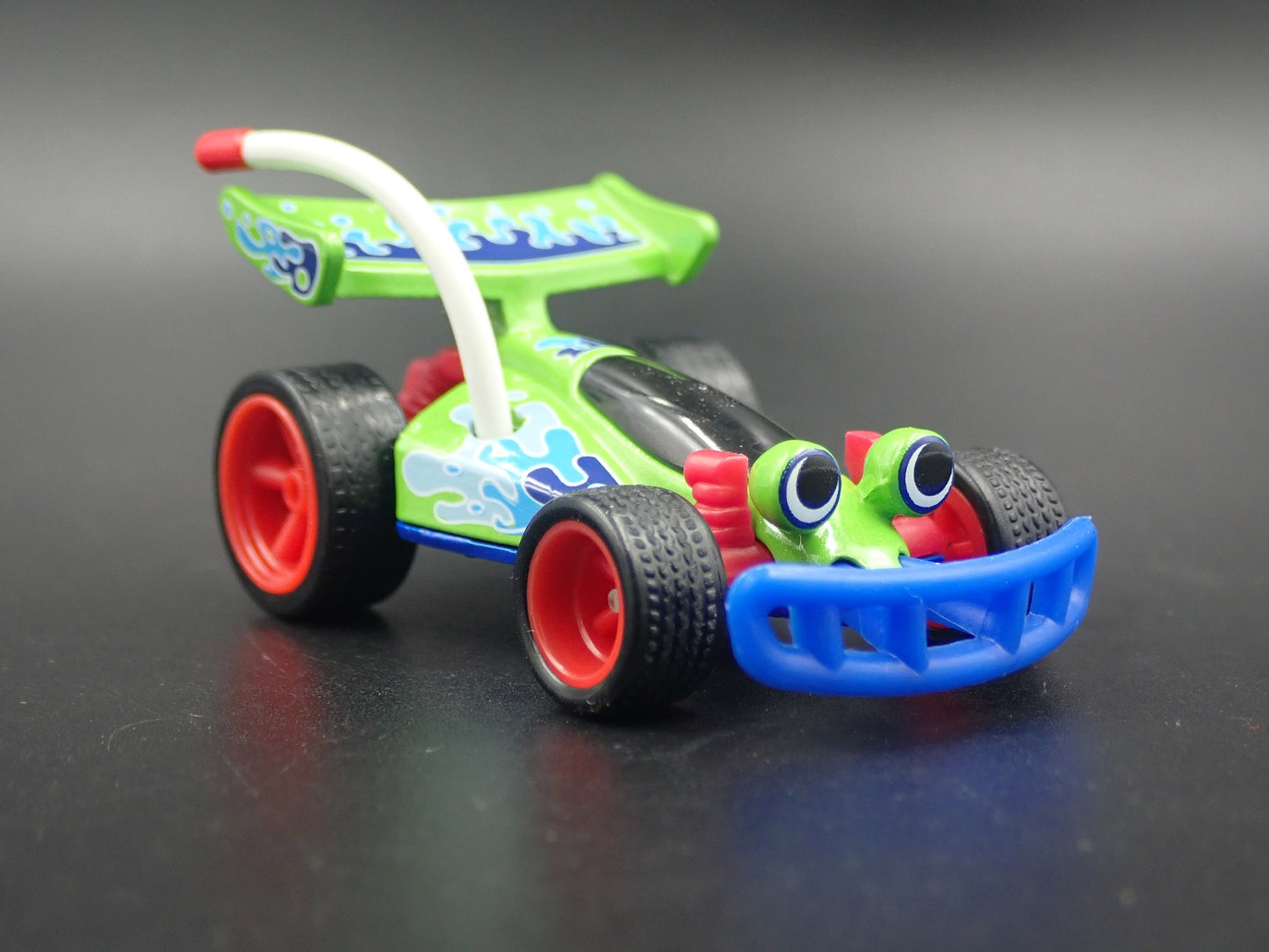 DISNEY TOY STORY RC CAR RARE 1:64 SCALE COLLECTIBLE DIORAMA DIECAST MODEL CAR