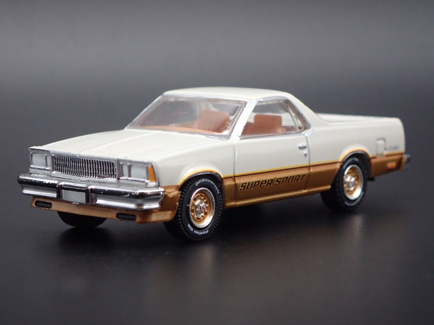 1980 80 CHEVY CHEVROLET EL CAMINO SS G BODY 1:64 SCALE DIORAMA DIECAST MODEL CAR